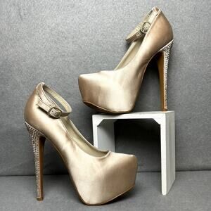 H by Halston Satin Platform Stiletto Rhinestone Wedding Cocktail Heel 5.5 EUC